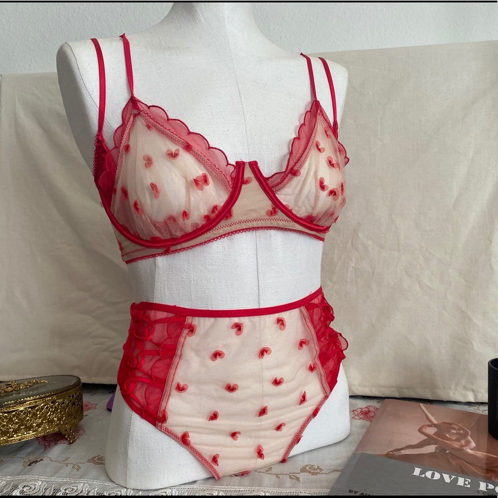 ❤️Victoria’s Secret dream angels set NWT